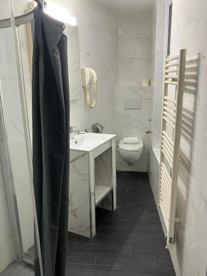 Arcotel Cannes 4 Minutes Du Palais Des Festivals - New Management New Team - Old Revievv ภายนอก รูปภาพ